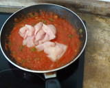 Foto del paso 3 de la receta: Pollo con tomate