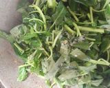 Foto langkah ke 5 dari resep Tumis kangkung terasi.