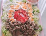 Hình bước làm 5 của món Salad bò trứng & sốt cà chua