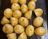 Foto del paso 1 de la receta: Ensalada templada de patatas