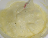 Foto del paso 1 de la receta: Soufflé simil pizza en sartén cobertura de tomates cherrys y queso