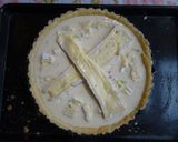 A picture of step 3 of Leek & Brie Tart.