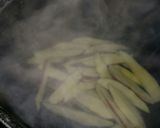 A picture of step 1 of Chatpatay crispy potato wedges.
