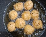 Foto langkah ke 4 dari resep Bola Bola Udang Tahu Goreng.