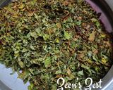 A picture of step 1 of Drumstick Leaves Podi/Munagaku Podi.