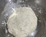 Foto langkah ke 2 dari resep Pizza Sourdough Discard.