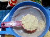 मक्की आटे के क्रिस्पी क्रंची सेव