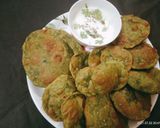 पालक पुरी रेसिपी (palak puri recipe in marathi) रेसिपी स्टेप 3 फोटो 