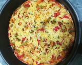 صورة لخطوة 6 من وصفة بيتزا أنواع بعجينة العشر دقائق 🍕