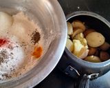 A picture of step 2 of Healthy breakfast Potato 😋 onion Paratha 😋💐.