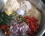 A picture of step 2 of Rajasthani Tikkar Paratha.