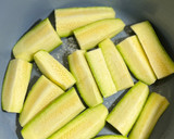 عکس مرحله 1 از دستور خورش کدو سبز