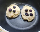 Foto del paso 3 de la receta: Panquequitos de coco y arándanos 👶🏻 (+6meses)
