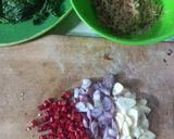 Foto langkah ke 2 dari resep Tumis Ebi Daun Singkong.