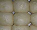 Foto langkah ke 8 dari resep Roti Sobek tanpa ulen/mixer.