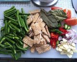 Foto langkah ke 1 dari resep Tumis Tempe Kacang Panjang.