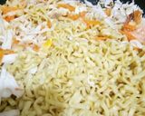 Foto langkah ke 6 dari resep Mie Goreng Pedas.