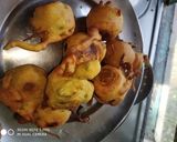 आलू वडे (बेसन) (Aloo vade (Besan) recipe in hindi) रेसिपी चरण 8 फोटो