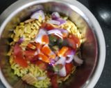 A picture of step 4 of Bhel puri.