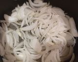 Disznótoros párolt káposztával hagymás tört burgonyával recept fázis 2 fotója