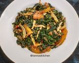 Foto langkah ke 5 dari resep Daun pepaya jepang sambal teri.