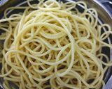A picture of step 1 of Schezwan vegetable noodles.