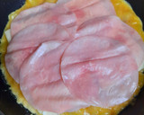 Foto del paso 2 de la receta: Tortilla de patatas rellena de jamón york y queso