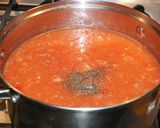 A picture of step 4 of FRESH CHUNKY TOMATO MARINARA SAUCE. JON STYLE.