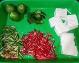 Foto langkah ke 1 dari resep Tumis Ikan Kembung Saus Tiram Jamur Tiram.