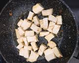 Foto langkah ke 3 dari resep Tumis jamur tahu.