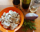 Foto del paso 1 de la receta: Champiñones al vino blanco