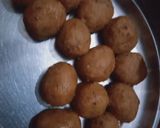 A picture of step 2 of Mava ladoo.