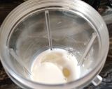 A picture of step 1 of Mango Milk Shake with Vanilla Ice Cream.