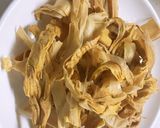 Hình bước làm 1 của món Thịt kho măng khô