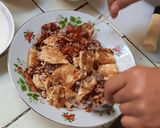 รูปขั้นตอนการทำที่ 7 ของ ยำไข่เจียวหมูสับน้ำพริกเผา