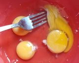 A picture of step 1 of French toast.