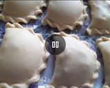 Foto langkah ke 6 dari resep Pastel isi Sayur ala Rianti Kitchen.