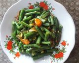 Foto langkah ke 5 dari resep Oseng Kacang Kecambah.