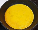Foto del paso 2 de la receta: Tortilla cremosa a los 4 quesos
