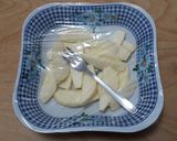 Pas rețetă Bărcuțe din foietaj cu mere, zmeura și nucă 2 fotografie