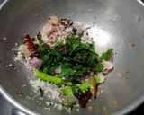 A picture of step 2 of Mint chutney.