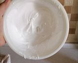 عکس مرحله 2 از دستور شیرینی پیچ انگشتی با سفیده تخم مرغ