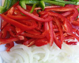 Foto del paso 2 de la receta: Arroz con sofrito de pimientos y cebolla