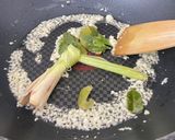 Foto langkah ke 1 dari resep Nasi kuning.