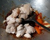 Foto langkah ke 3 dari resep Semur ayam telor tahu.