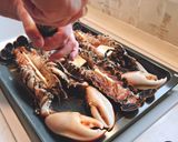 Hình bước làm 3 của món Tôm Hùm Nướng Bơ