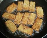 Foto langkah ke 6 dari resep Sambel pete, ikan asin, tempe goreng bawang.