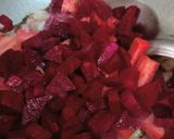 A picture of step 3 of Bread Upma with beetroot & sesame seeds.