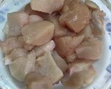A picture of step 1 of Chicken ginger.