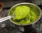A picture of step 3 of Aloo bhujia mint chutney.